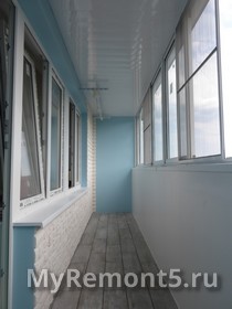 Красивый ремонт балкона