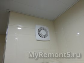 Вентилятор в ванной