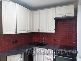 Кухня собрана из модулей