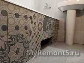 Экран из плитки пэчворк с люком